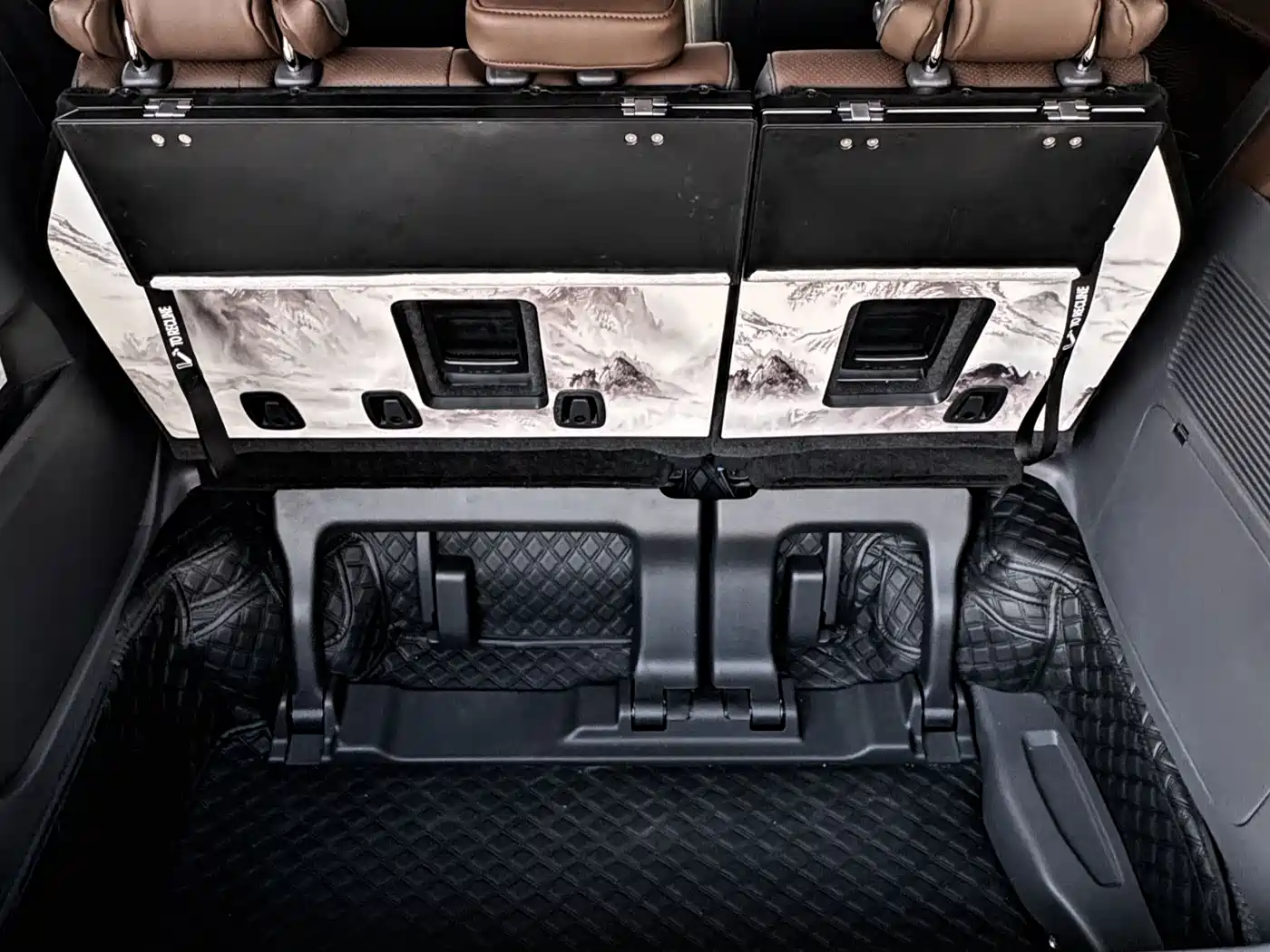 Toyota Sienna 2024 2.5L Hybrid Comfort Edition фото 24