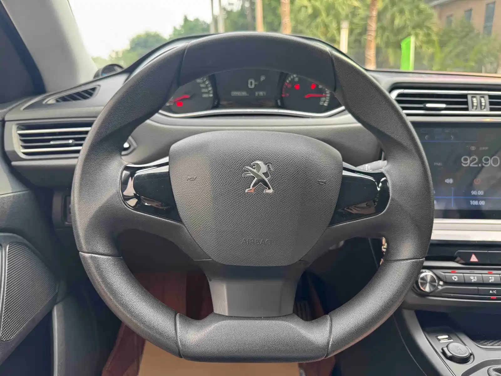 Photo 9 - Peugeot 308