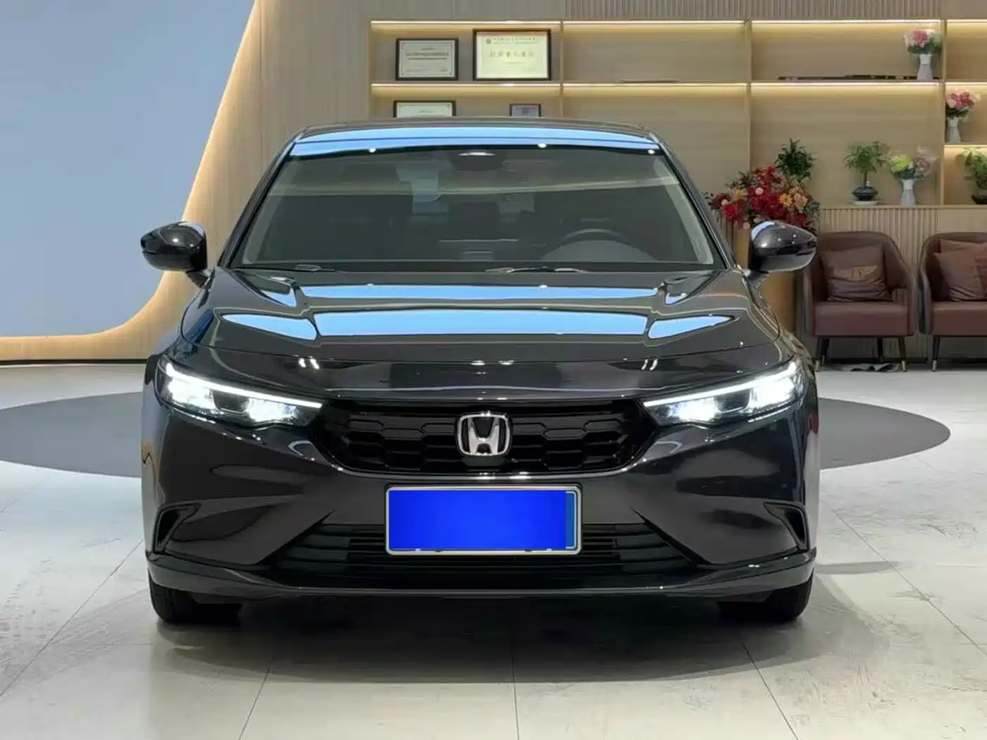 Фото 2 - Honda Integra