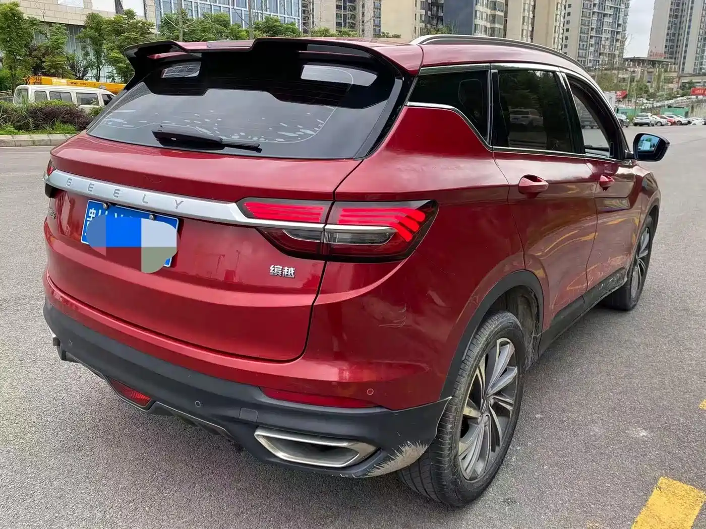 Фото 7 - Geely Coolray