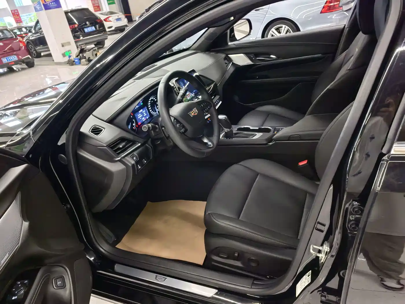 Cadillac CT4 2022 2022 28T Luxury Model