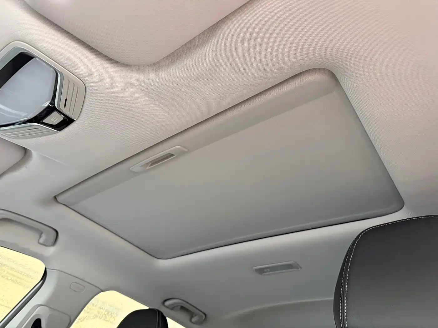 Photo 7 - Geely Emgrand