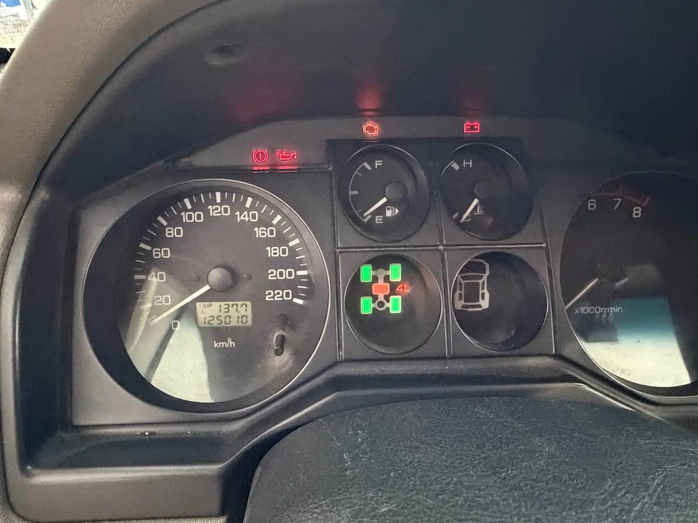 Mitsubishi Pajero 2013 2011 Mitsubishi Pajero V73 3.0L MT GLS
