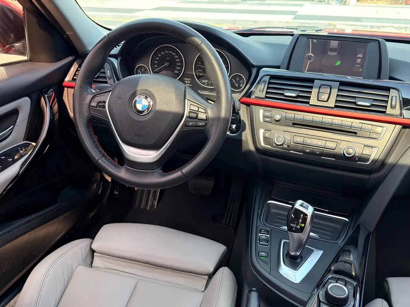BMW 3 Series 2013 316i Sport Design Package фото 8