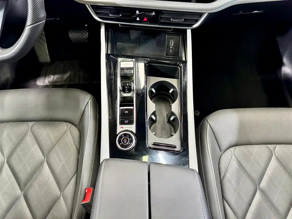 Volkswagen Teramont 2024 380TSI 4WD Prestige Flagship Edition фото 20