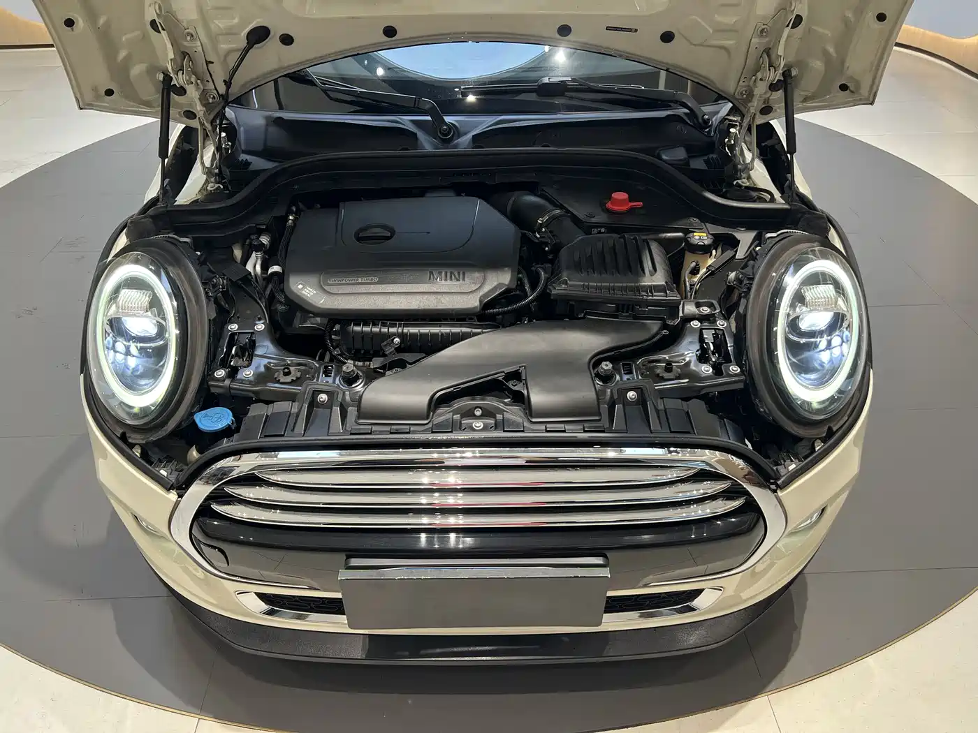MINI 2019 1.5T COOPER Artist 5-Door фото 15