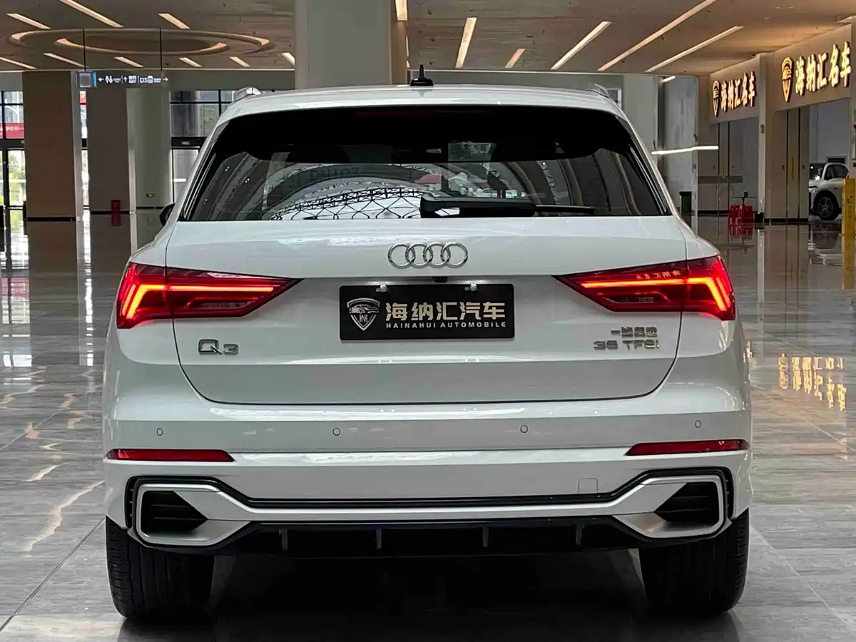 Audi Q3 2025 2024 35 TFSI Fashion Sport