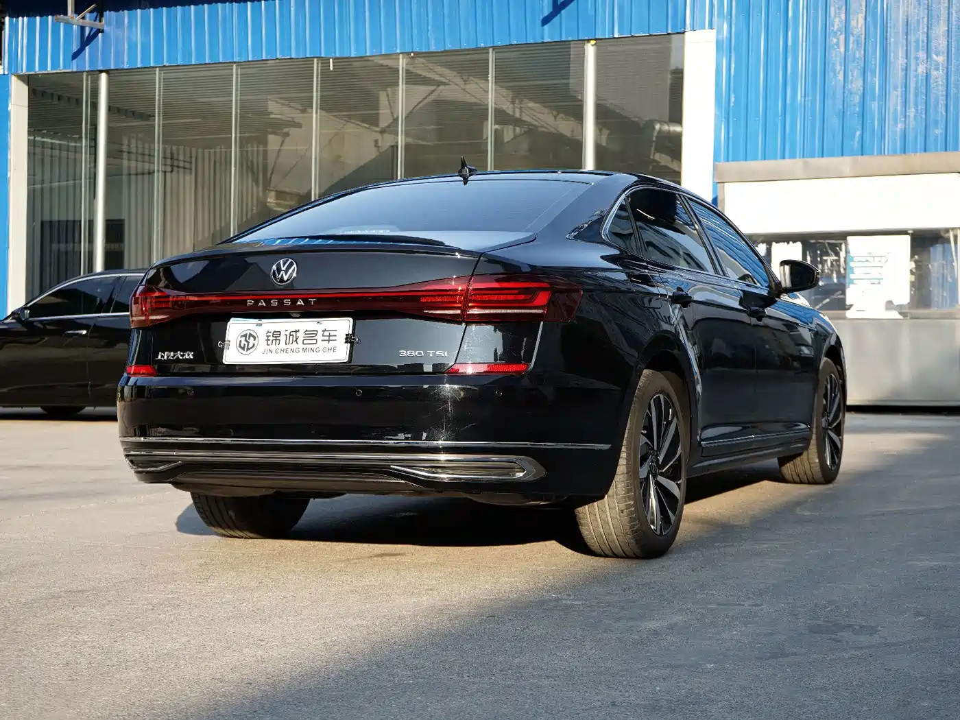 صورة 7 - Volkswagen Passat