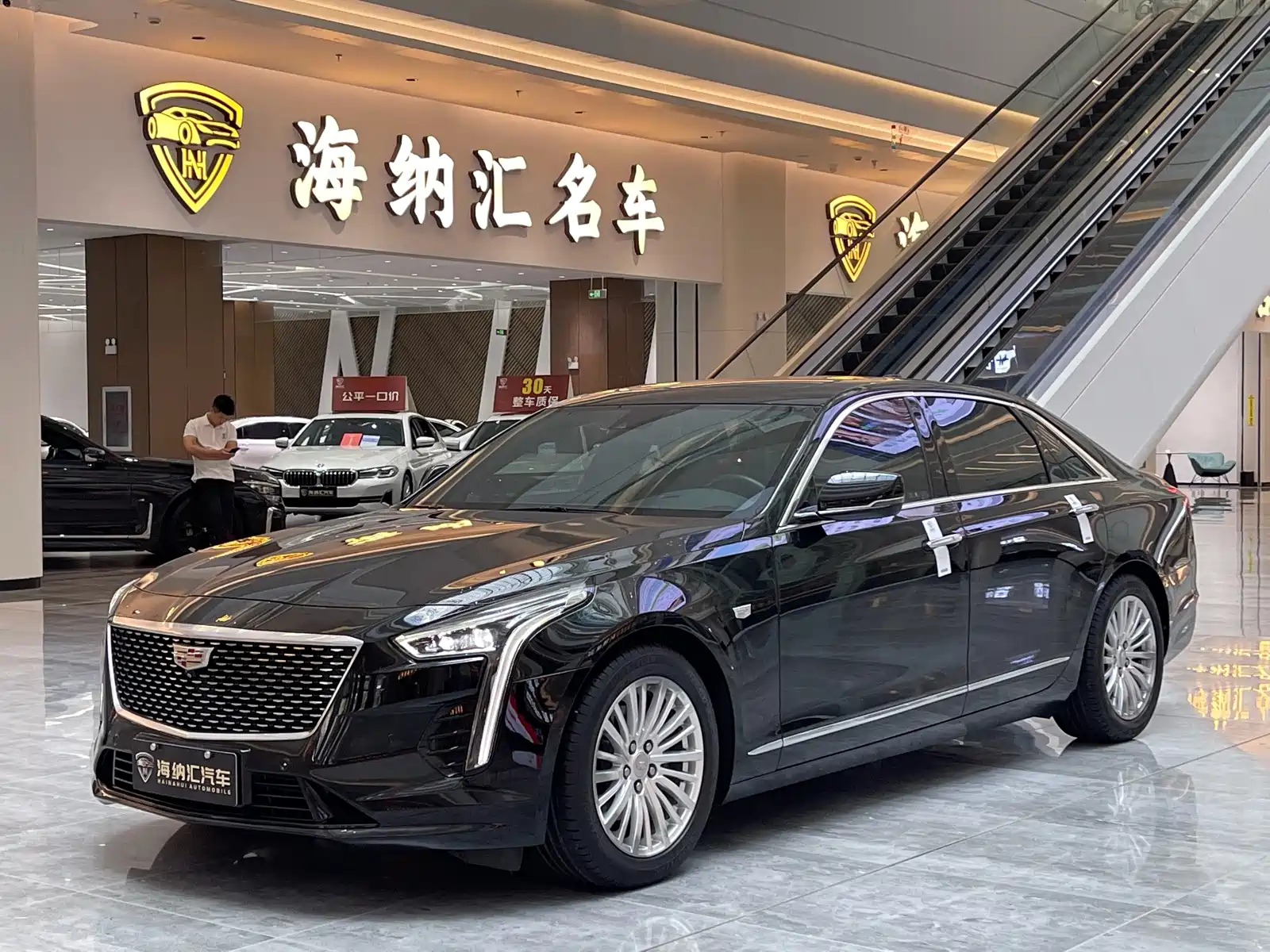 Фото 1 - Cadillac CT6