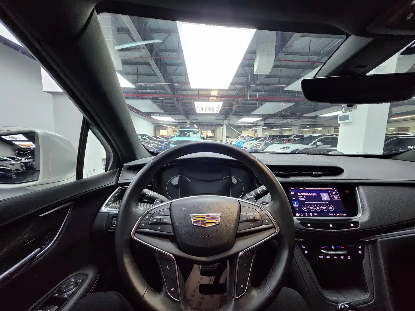CADILLAC XT5
