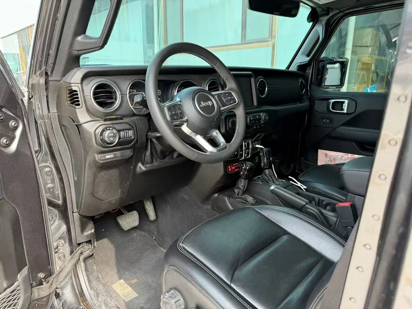 2024 Jeep Gladiator