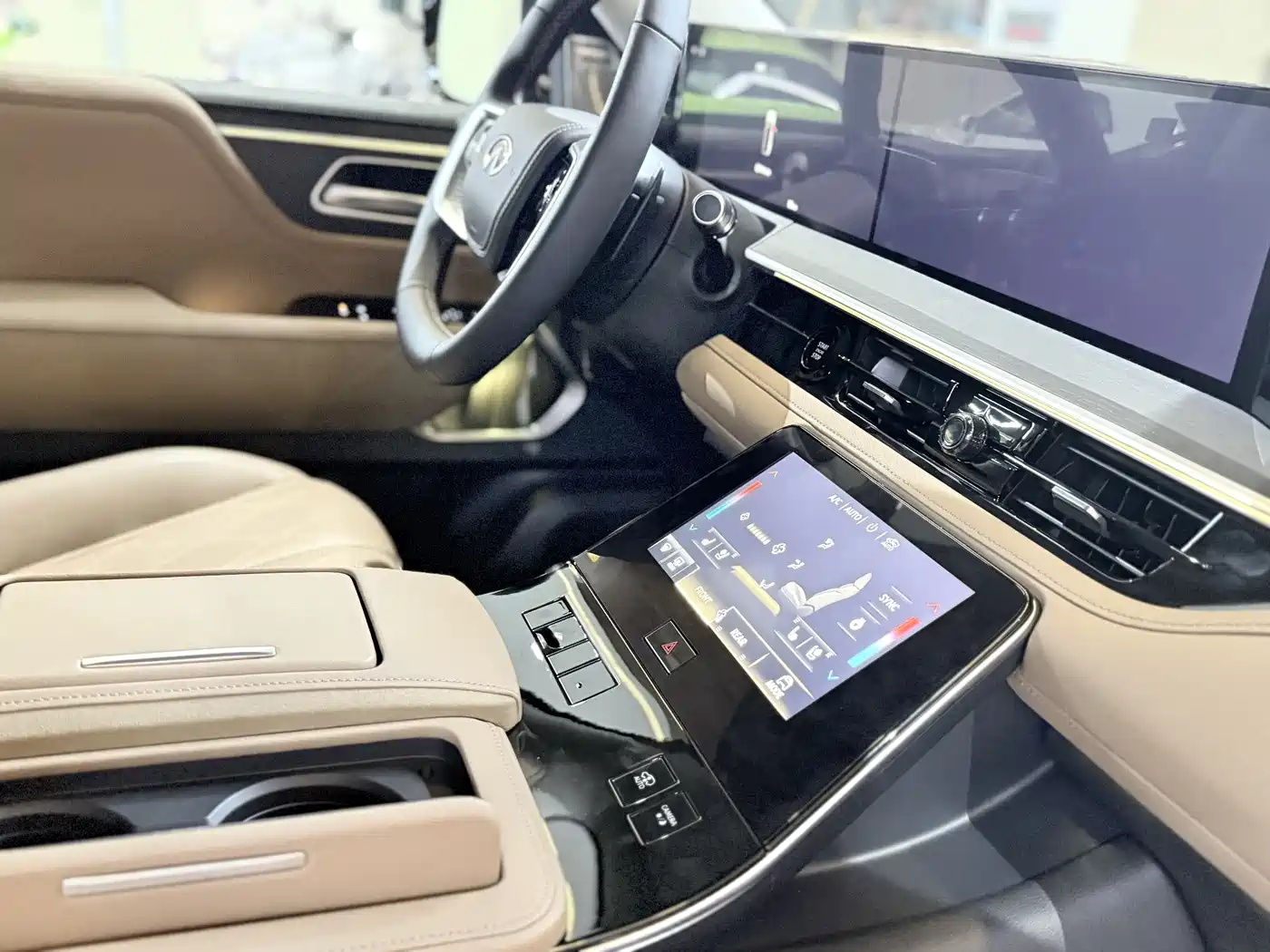 Infiniti QX80 2025 Autograph фото 18