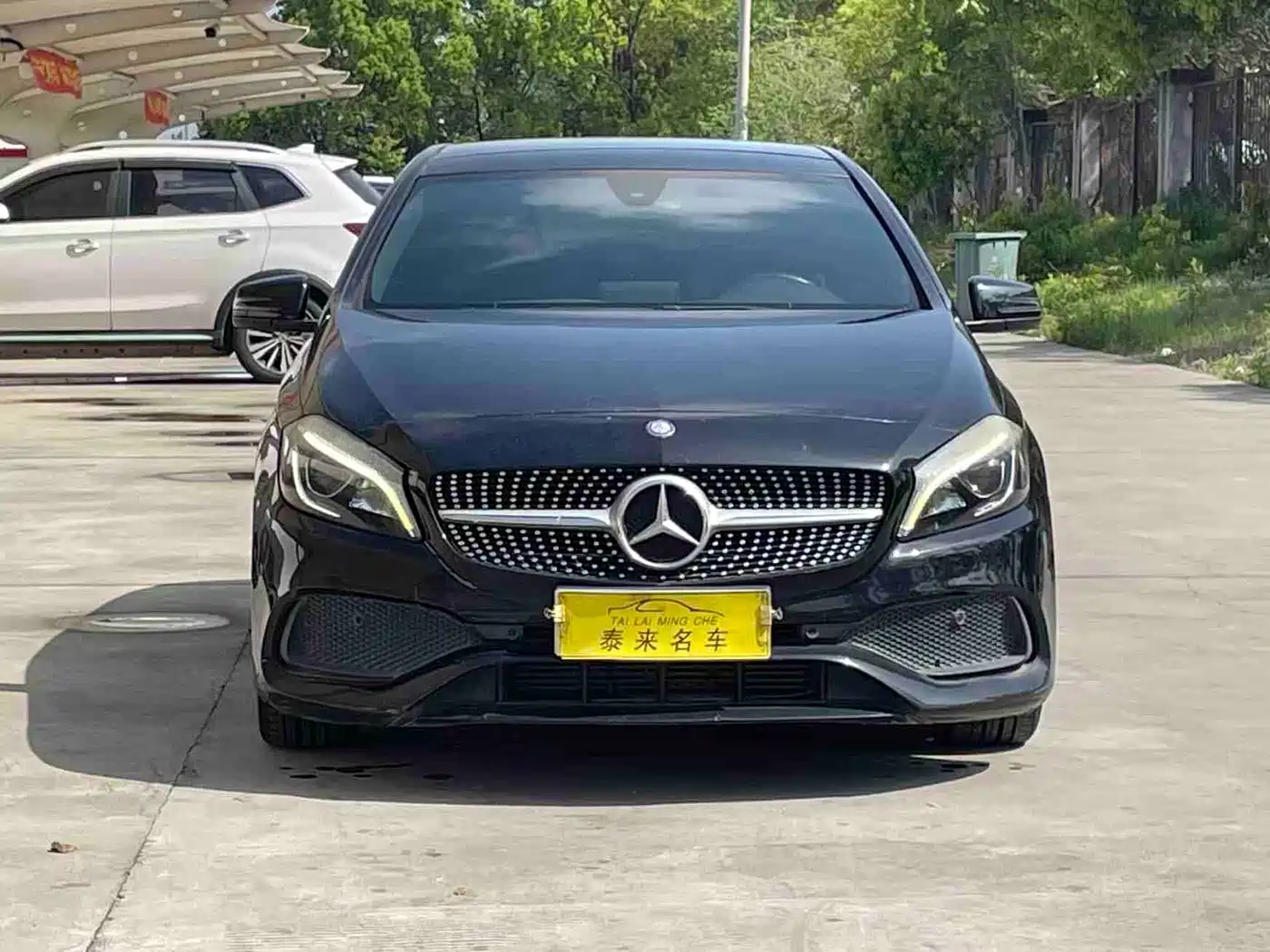Mercedes-Benz A-Class (Import) 2016 A 200 Sport фото 2