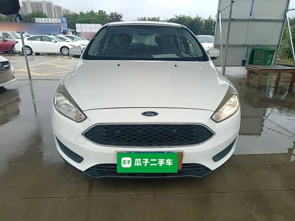 Фото 3 - Ford Focus