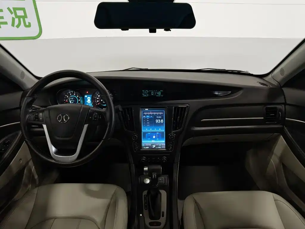 Фото 5 - BAIC Senova D50