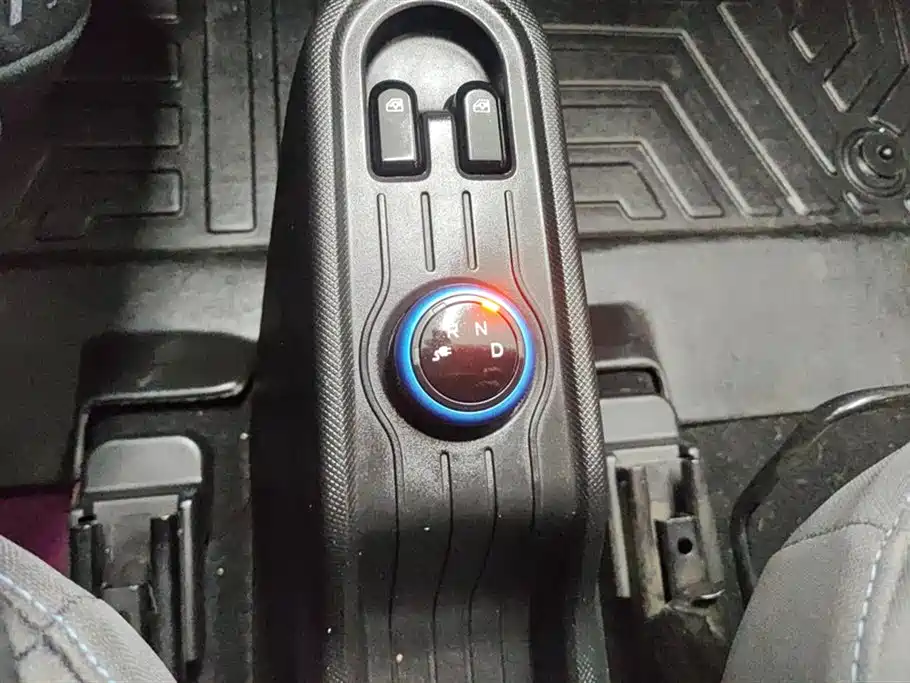 WULING AUTOMOBILE HONGGUANG MINIEV