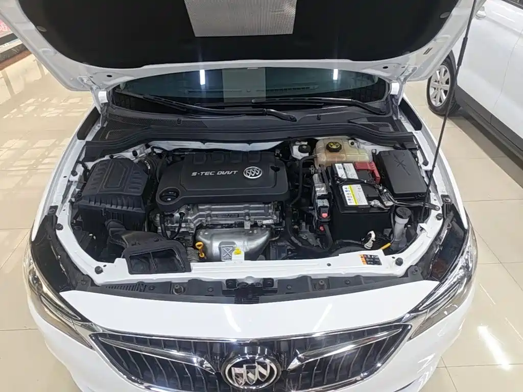 Фото 20 - Buick Excelle