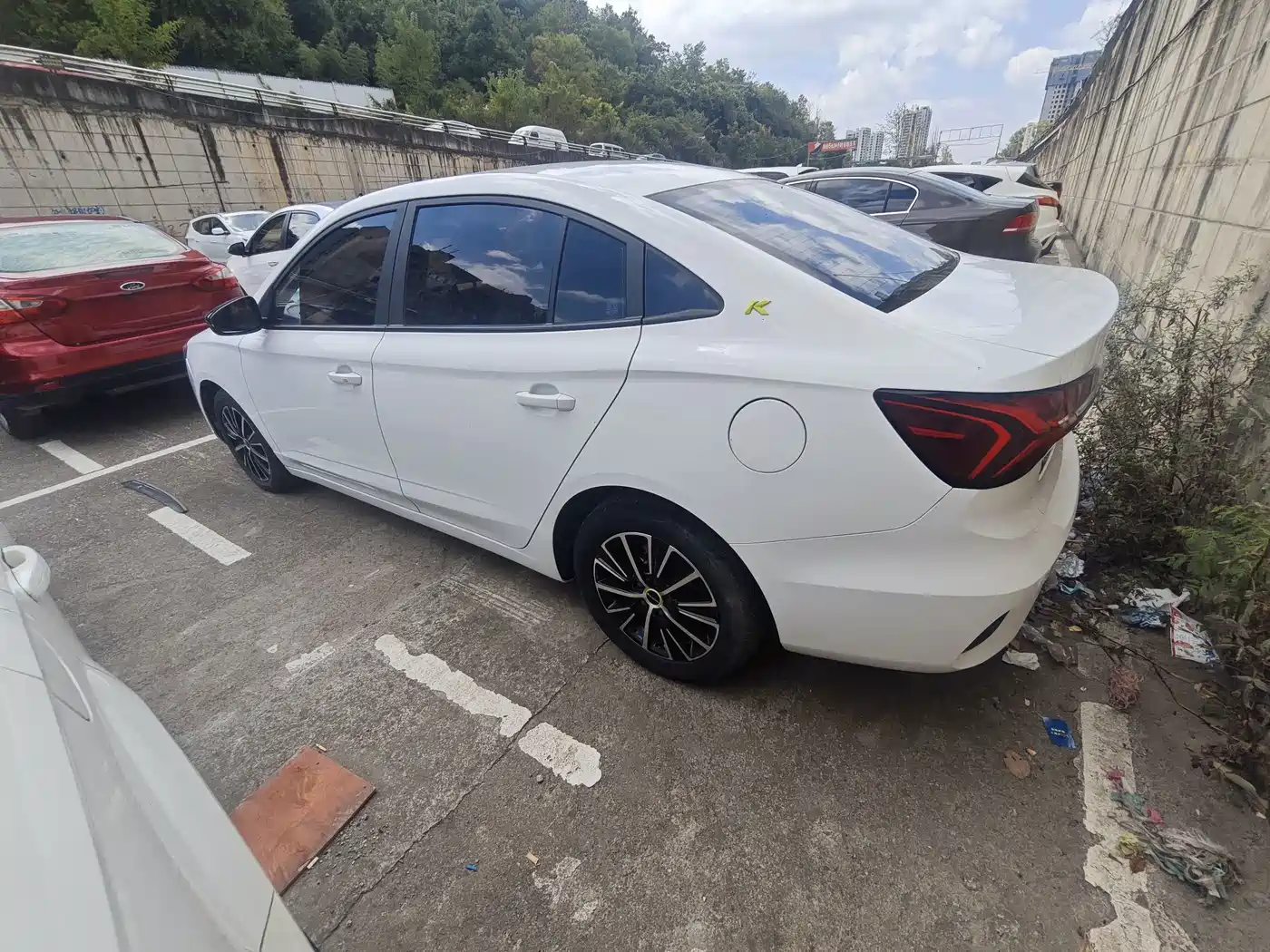 Photo 8 - Roewe i5