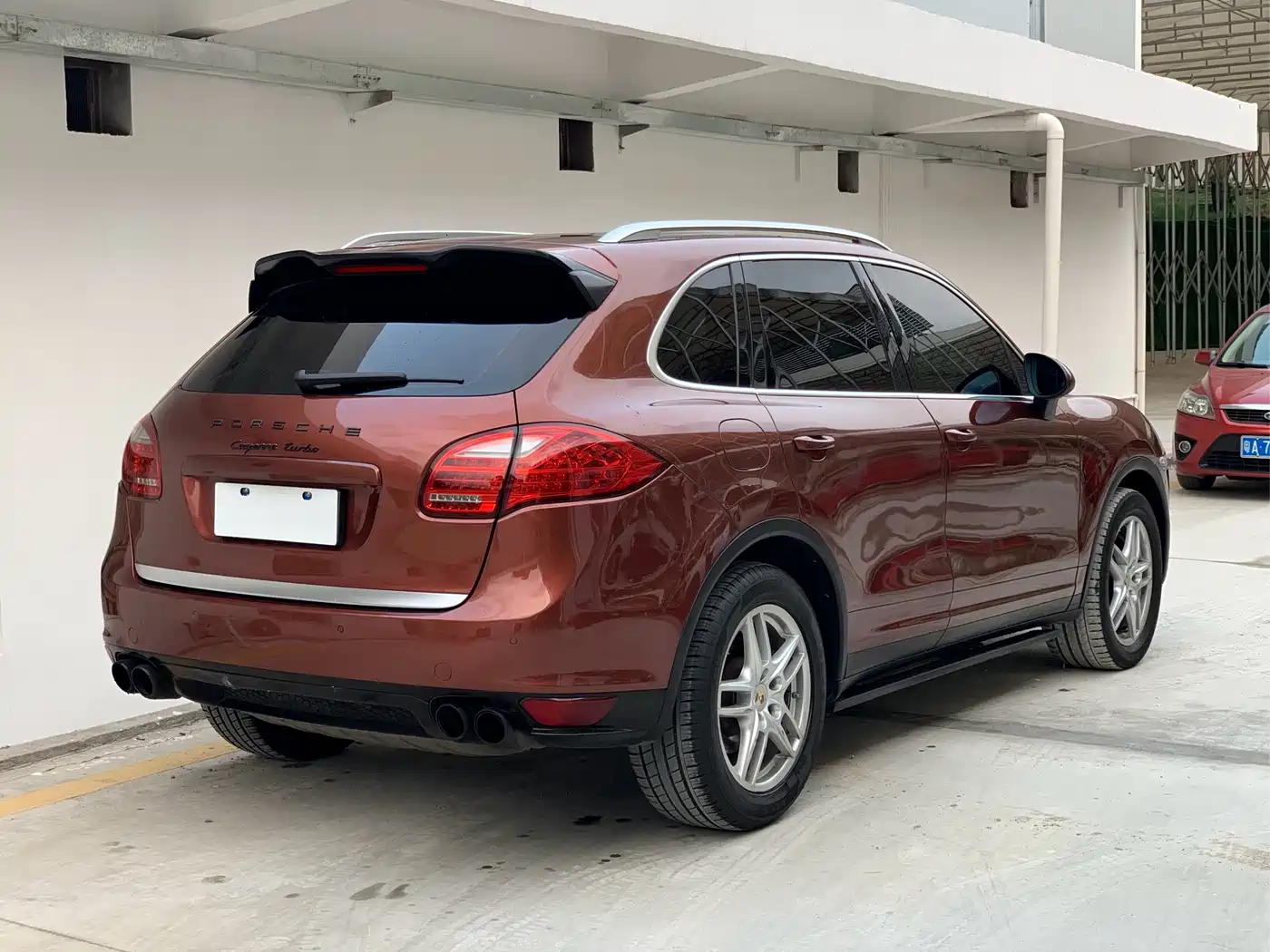 Porsche Cayenne 2011 Cayenne 3.0T фото 14