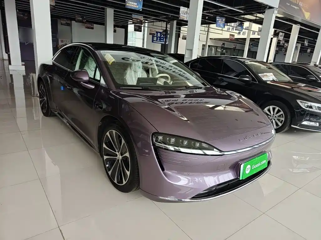 Photo 4 - Zhijie S7