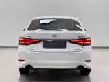 Фото 28 - Toyota Crown