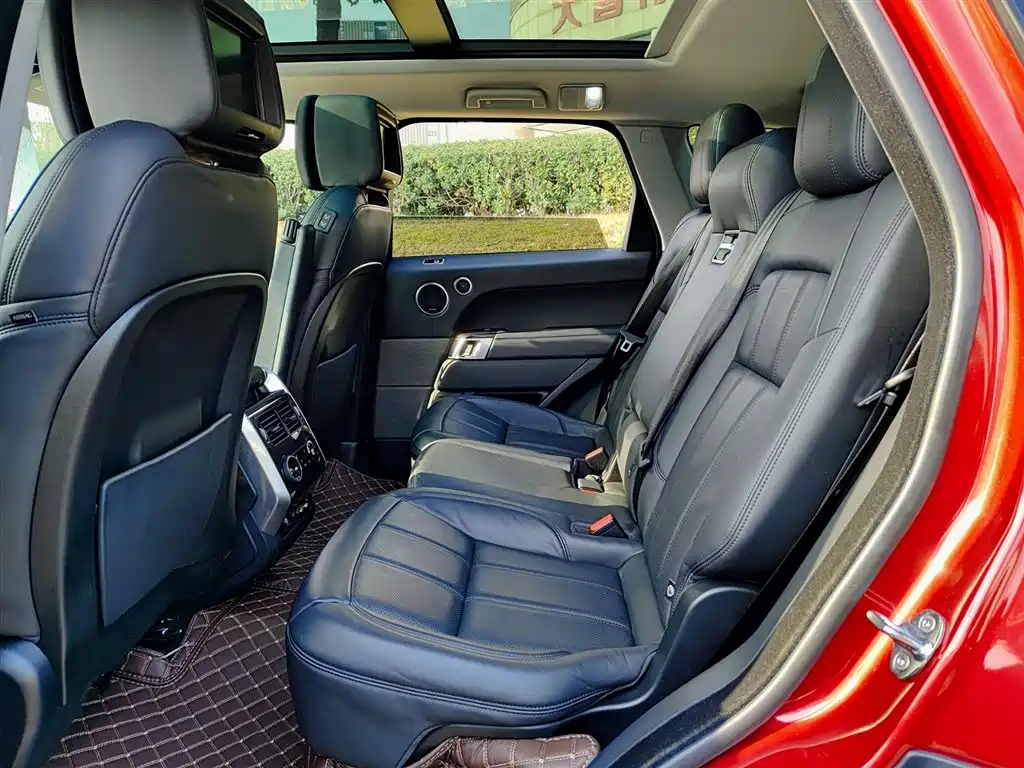 Land Rover Range Rover Sport 2019 3.0 L6 HSE DYNAMIC фото 8