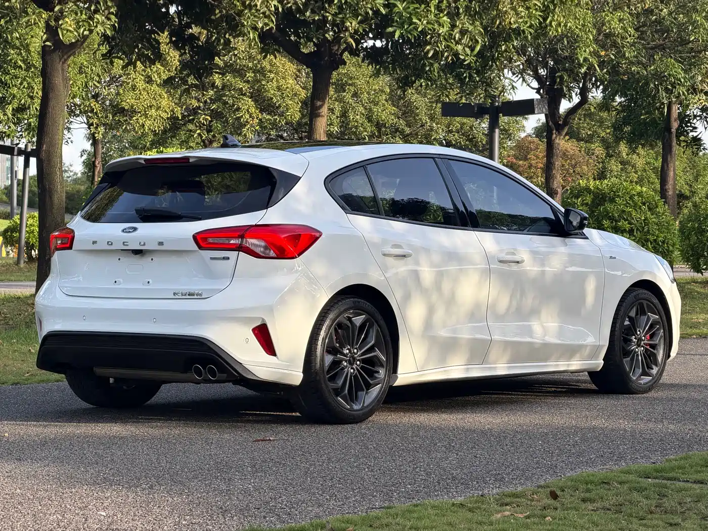 Фото 8 - Ford Focus