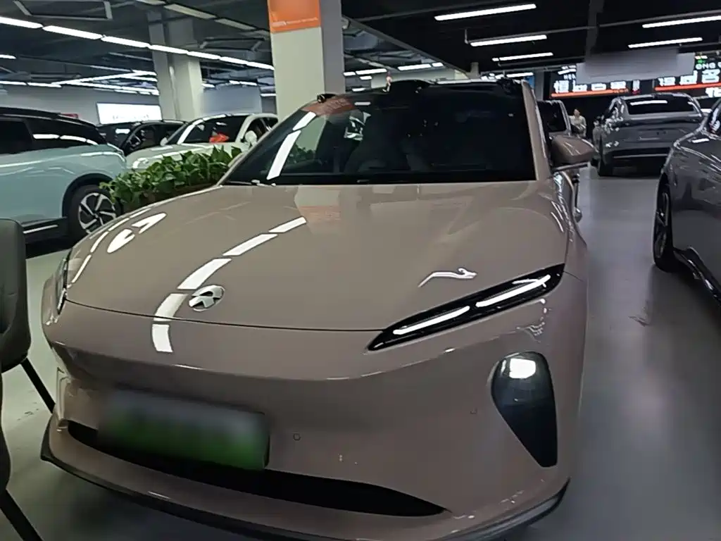 Фото 3 - NIO ET5