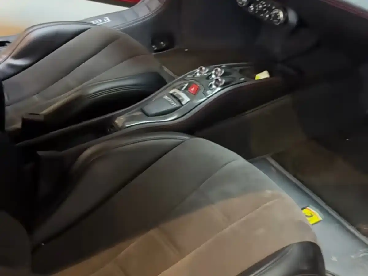 Ferrari 458 2010 2011 4.5L Italia