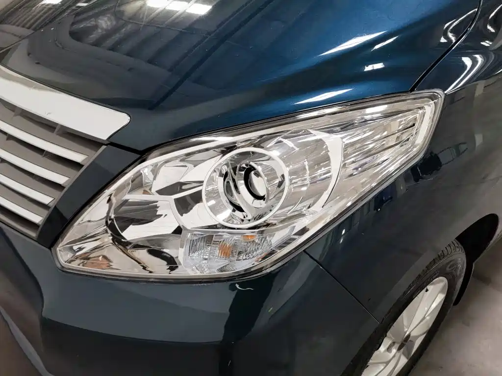 صورة 7 - Dongfeng Fengxing Lingzhi PLUS