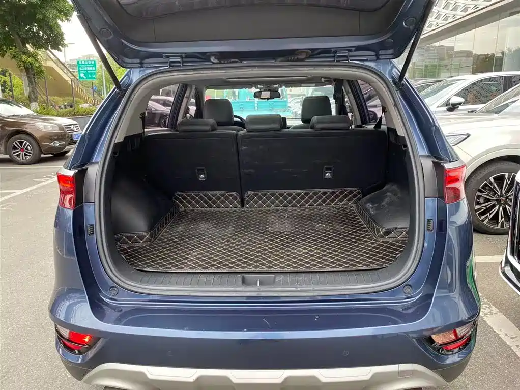 KIA KX5