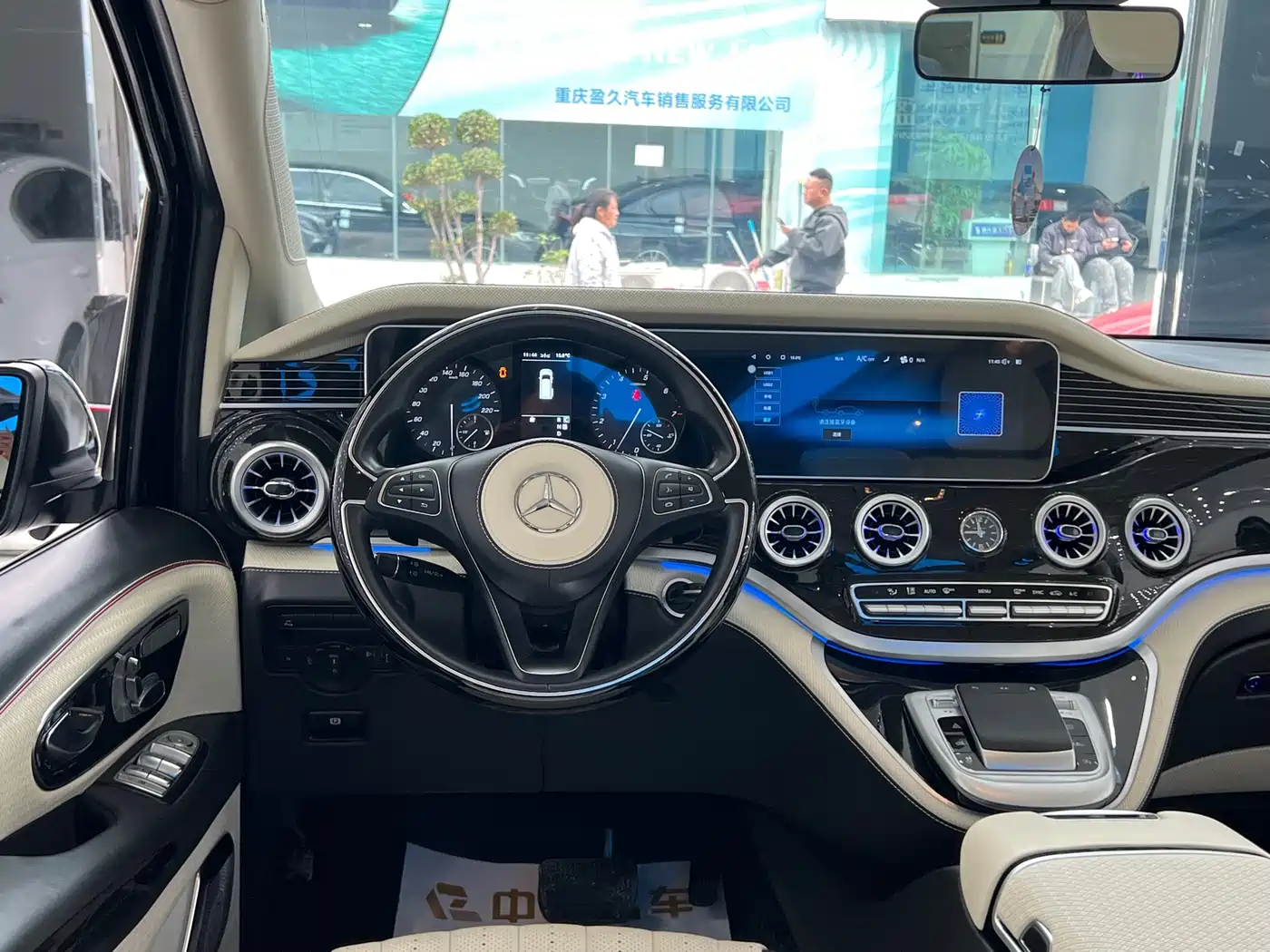 MERCEDES-BENZ VITO