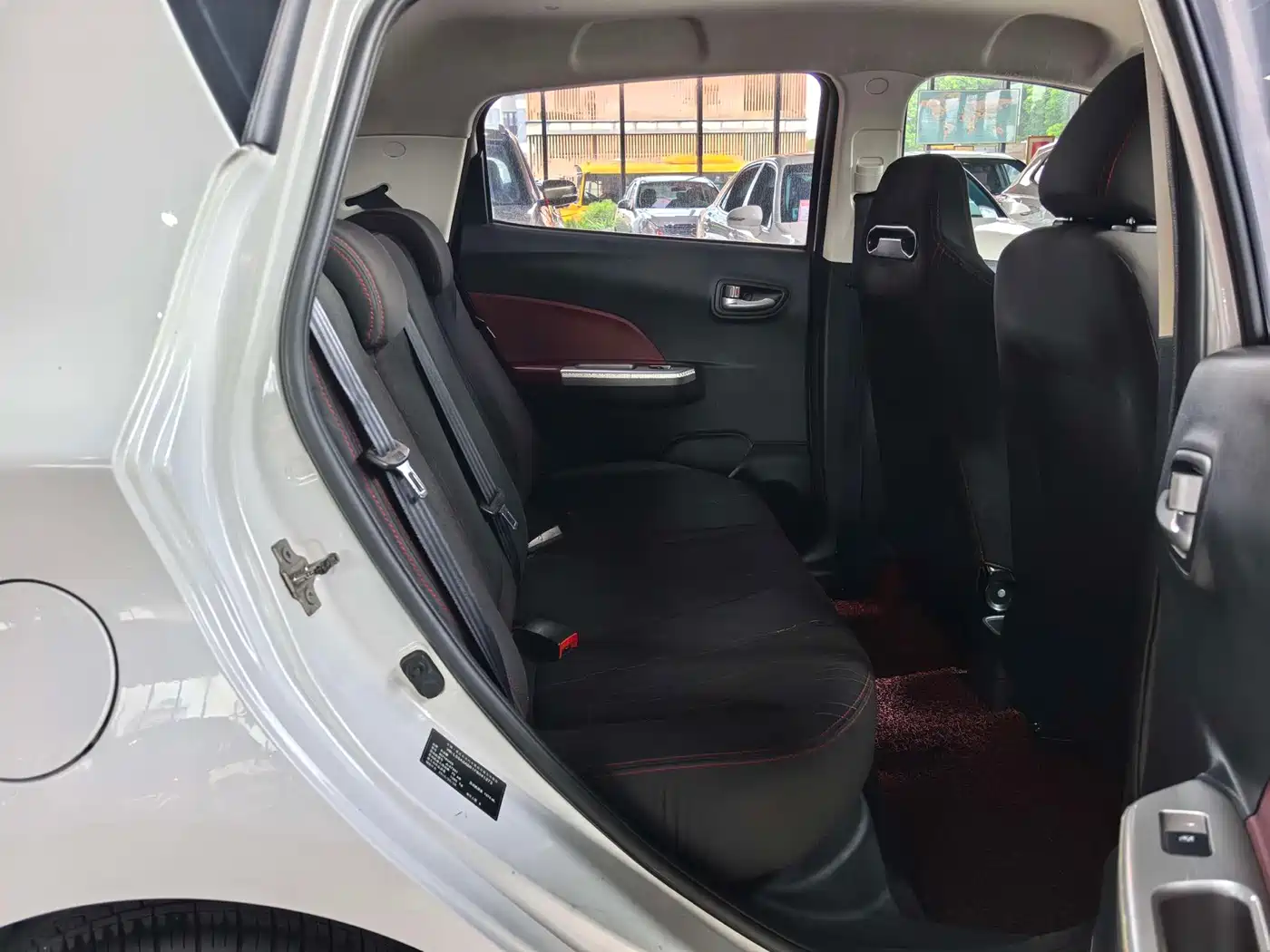 Changan Benben 2015 2015 1.4L Manual Luxury (China V)