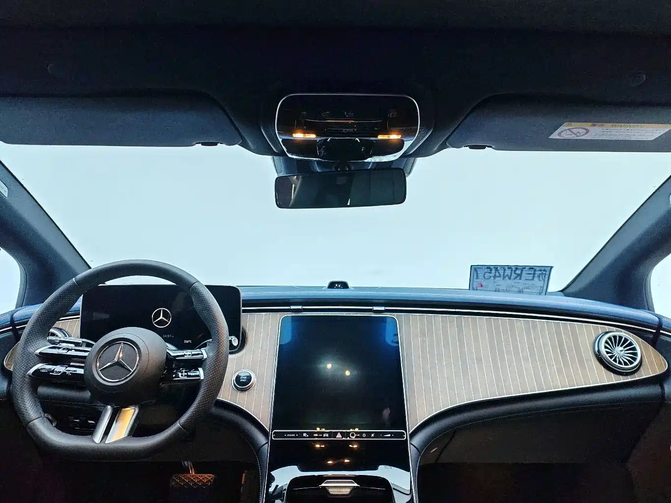Фото 3 - Mercedes-Benz EQE