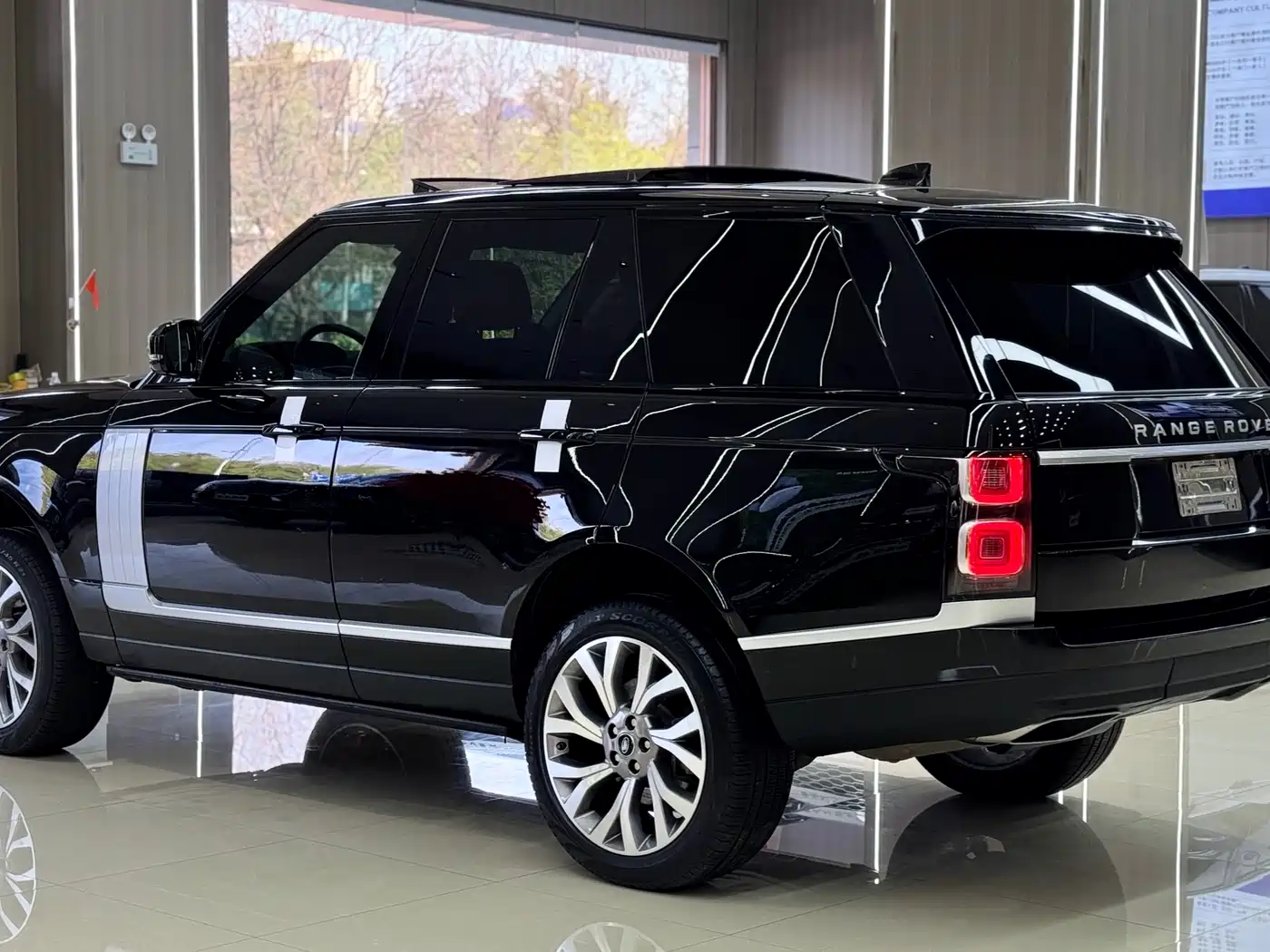 Land Rover Range Rover 2017 3.0 SC V6 Vogue фото 16