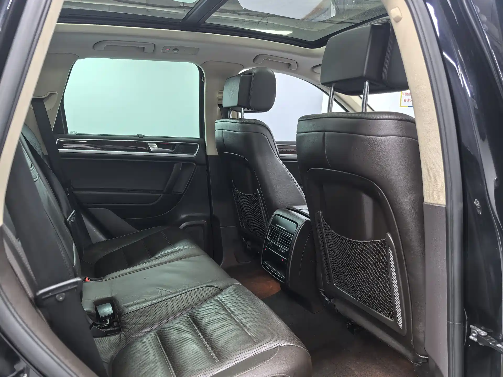 Фото 7 - Volkswagen Touareg