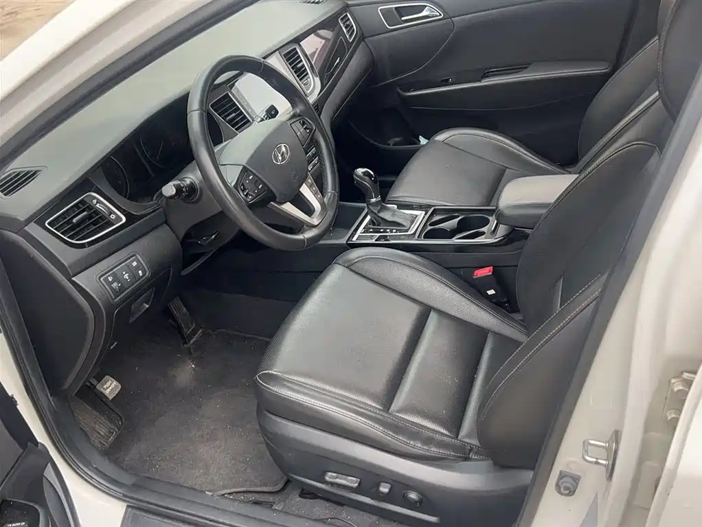 Hyundai Mistra 2014 1.8L Auto Premium DLX фото 12