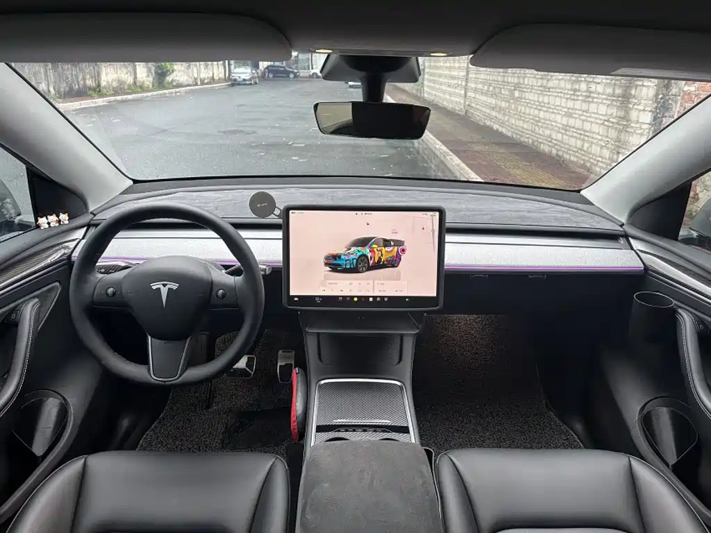 Фото 20 - Tesla Model Y