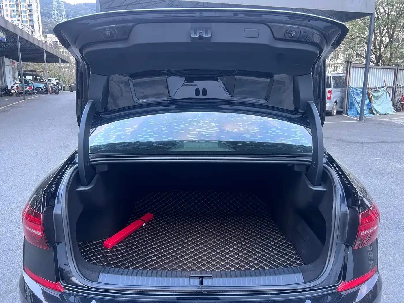 Volkswagen Passat 2019 330TSI Luxury Edition China VI фото 23