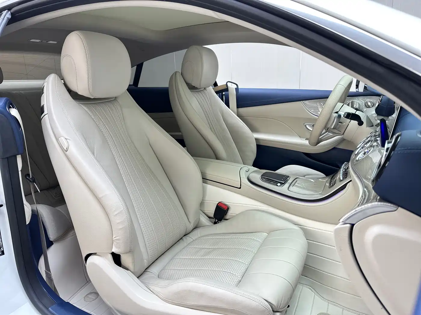 Mercedes-Benz E-Class (Import) 2023 E 260 Coupe фото 13
