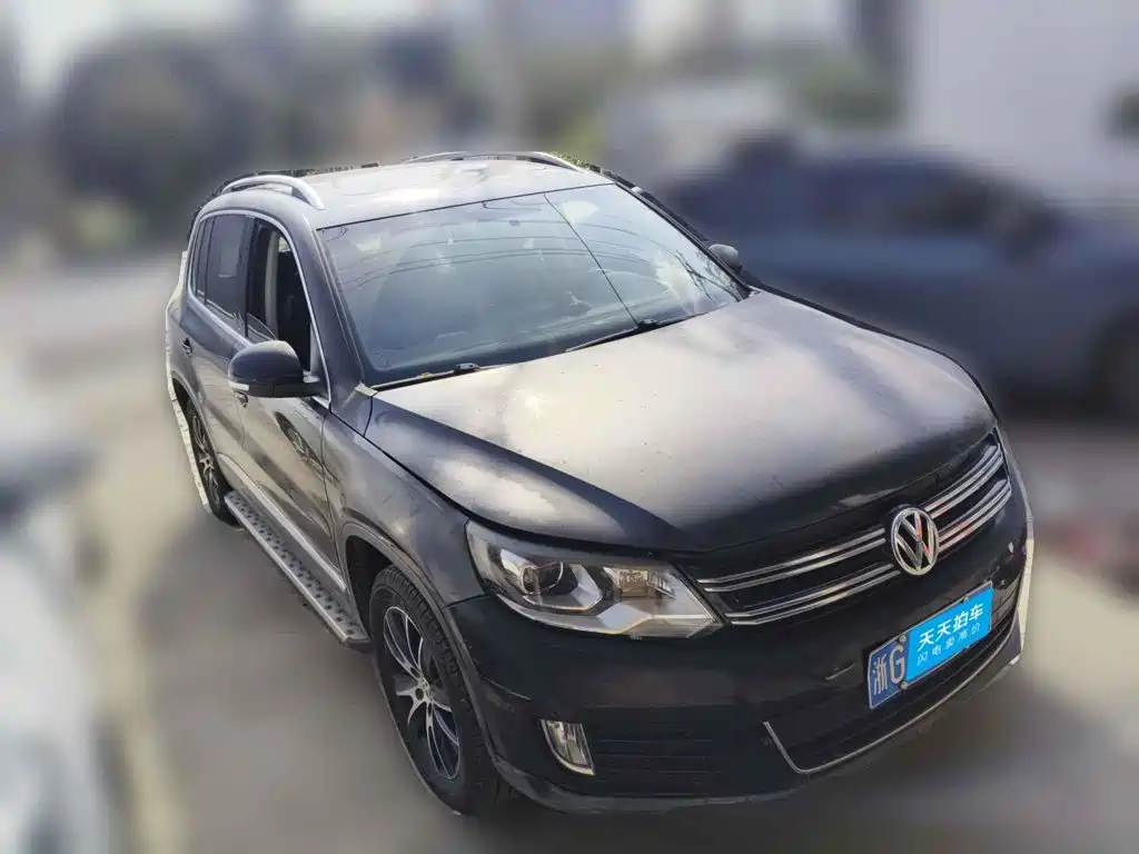 Photo 3 - Volkswagen Tiguan