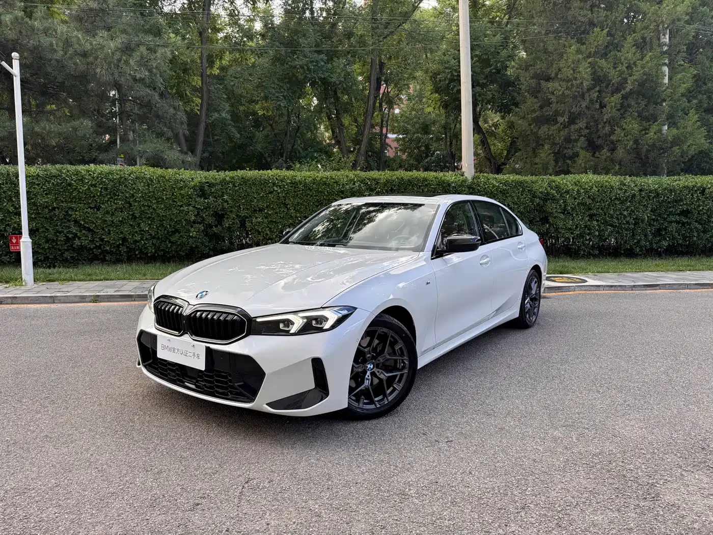 BMW 3 Series 2025 330Li M Sport Night Edition
