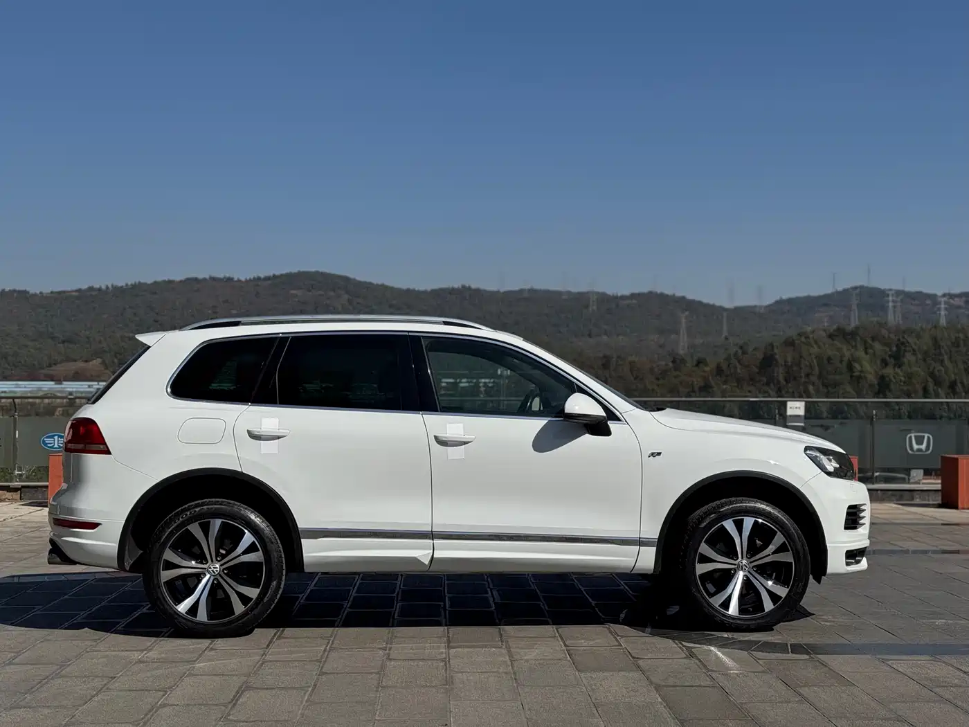 Volkswagen Touareg 2013 3.0TSI Limited Luxury Edition фото 7