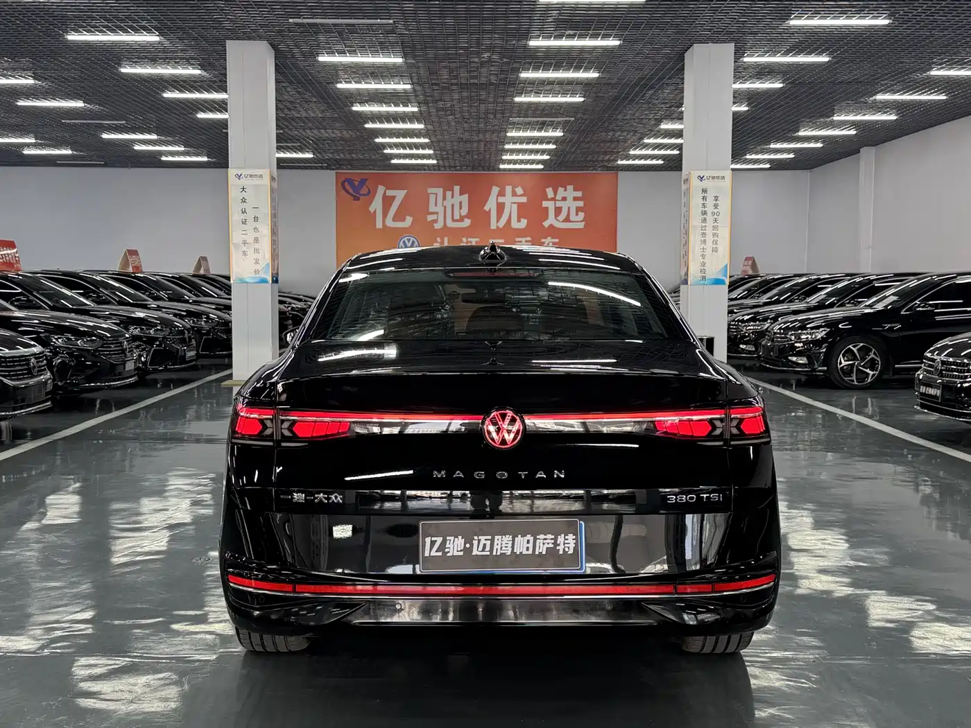Volkswagen Magotan 2024 380TSI DSG Luxury Edition (Daimai Package) фото 5