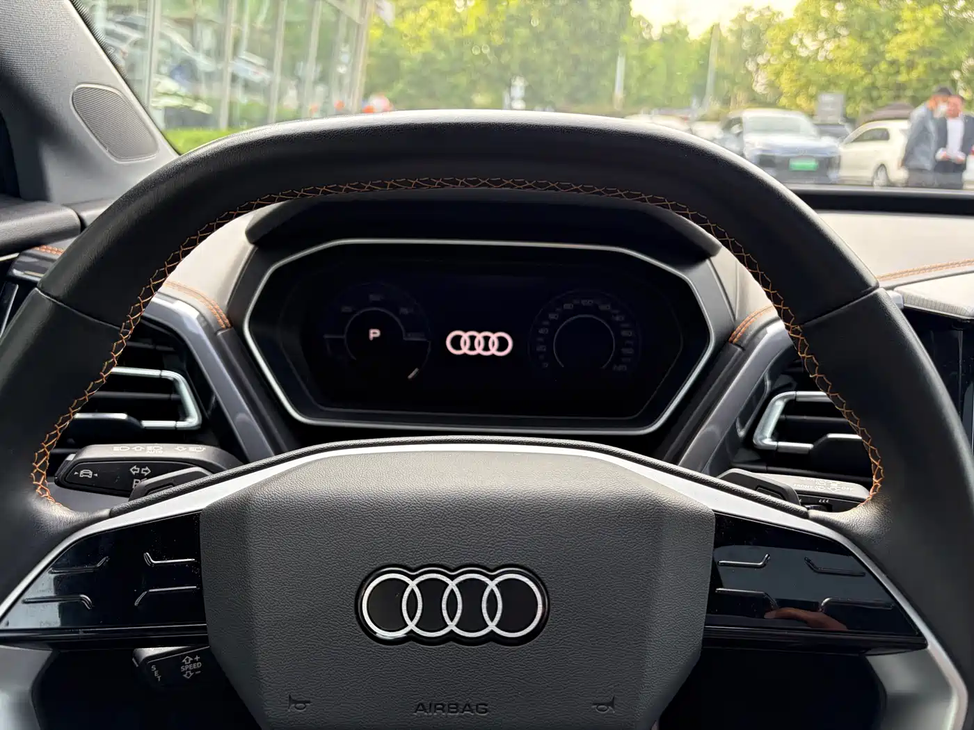 Audi Q4 e-tron 2024 40 e-tron Creation Edition фото 6