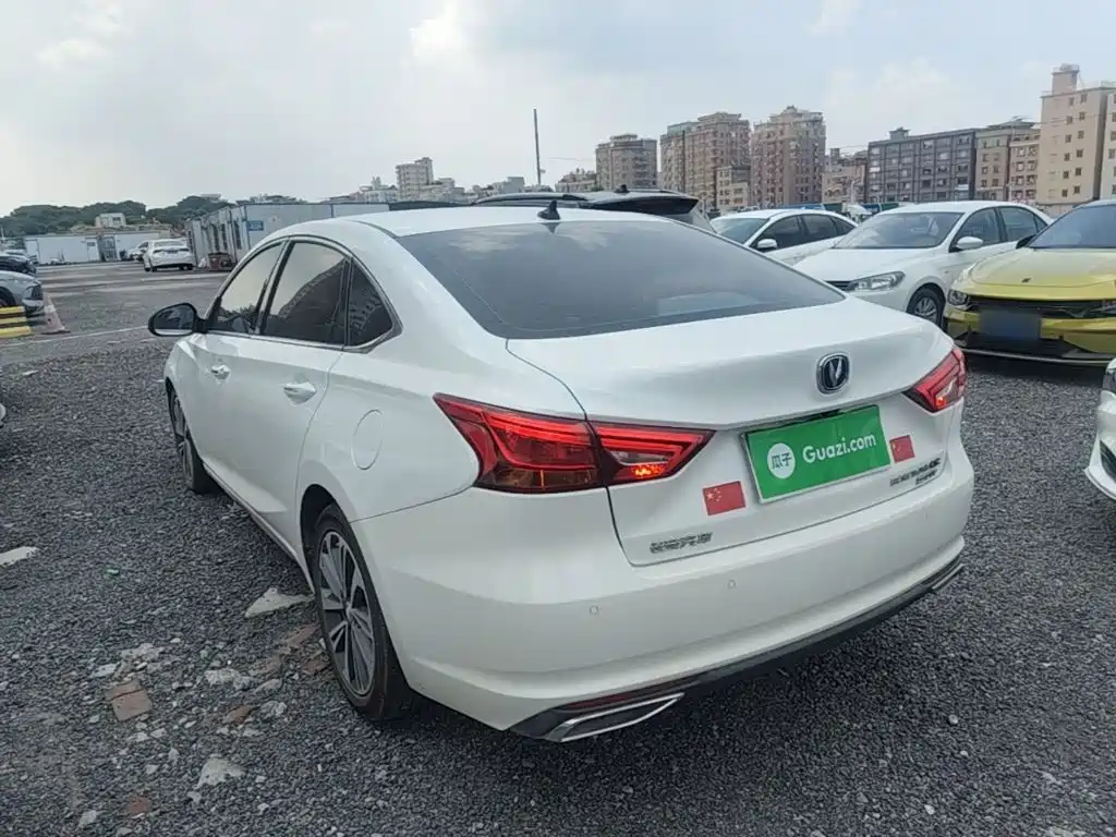 Changan Ruicheng CC 2021 2021 Blue Whale Edition 1.5T DCT Luxury