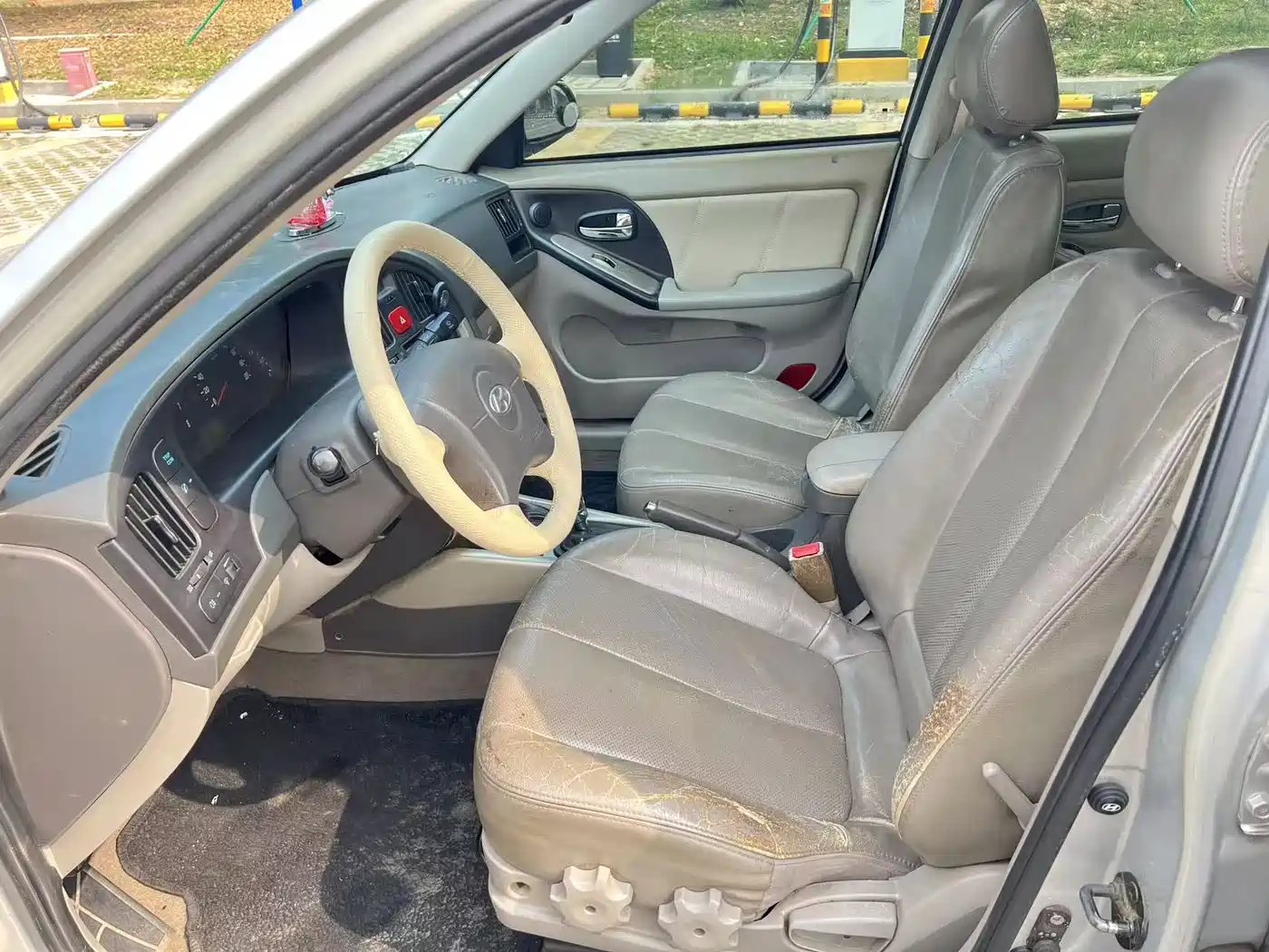 Hyundai Elantra 2005 Model 1.6L Automatic Luxury фото 6