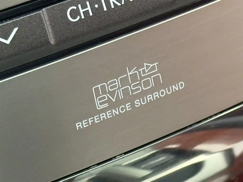 Lexus LX фото 16