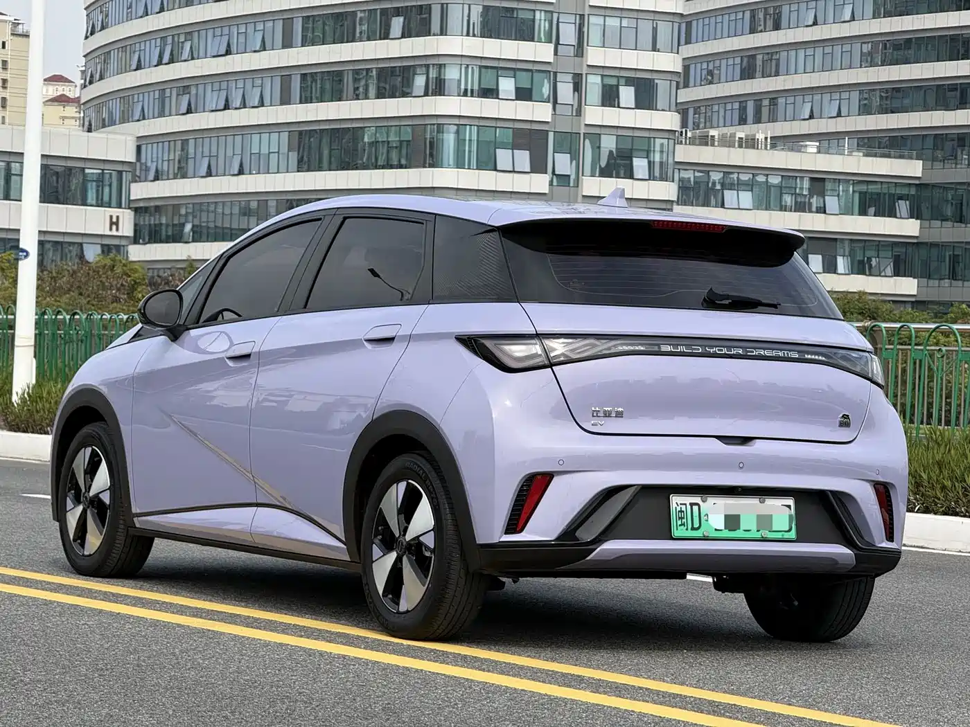 BYD Dolphin 2023 420km Fashion Edition фото 11