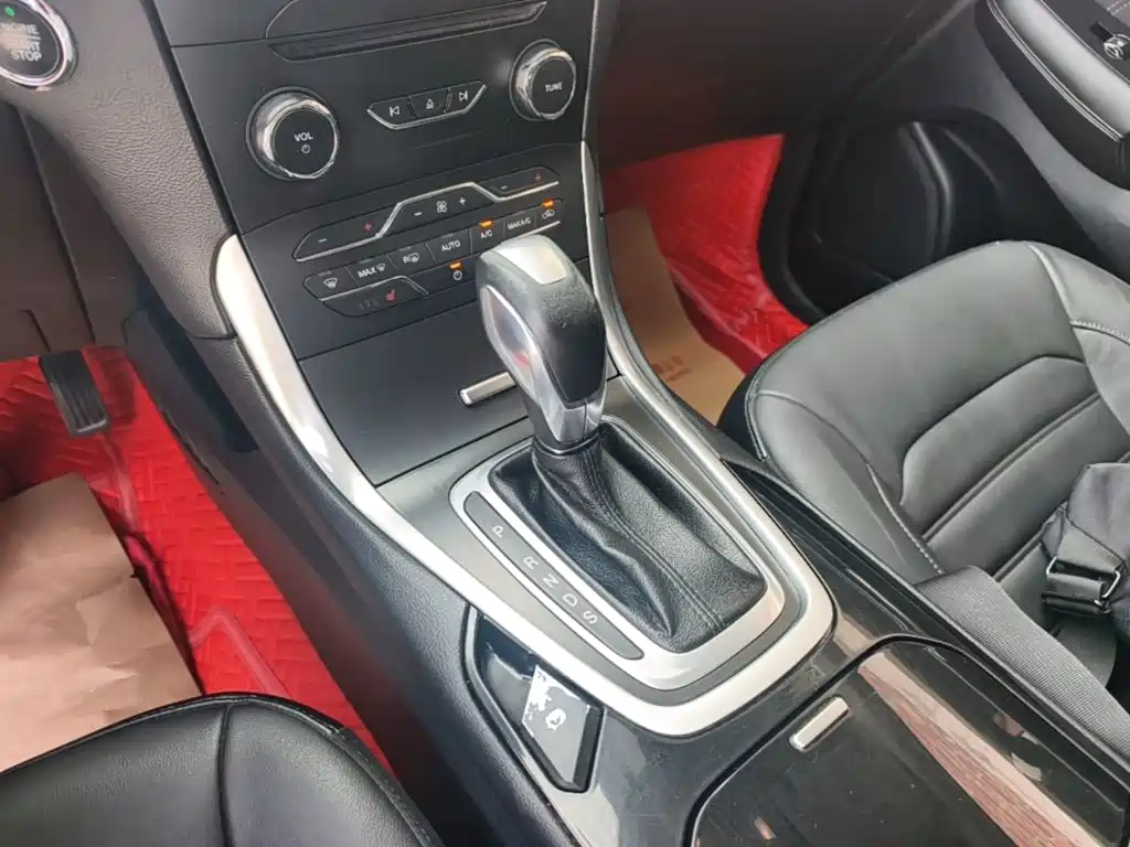 Ford Edge 2015 2015 2.0T GTDi 2WD Luxury